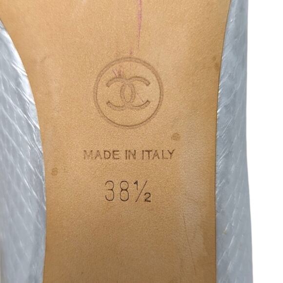 2016 Chanel silver heels pumps snakeskin open toe peep toe pearl 38.5 - Picture 9 of 11